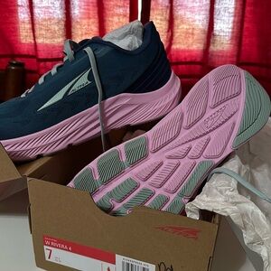 Altra w Rivera 4